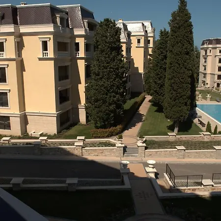 Luxury In Carpe Vita